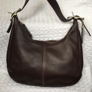 MOVING SALE! 🧳 COACH Brown Hobo